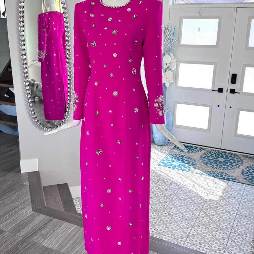 🆕🩷 Premium Quality Magenta Maxi Dress with Shiny Diamonds 💎